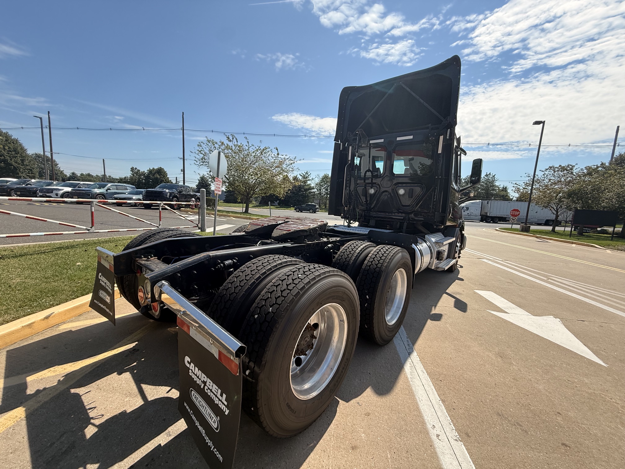2023 Freightliner CASCADIA 116 2023 Freightliner CASCADIA 116 - image 6 of 6