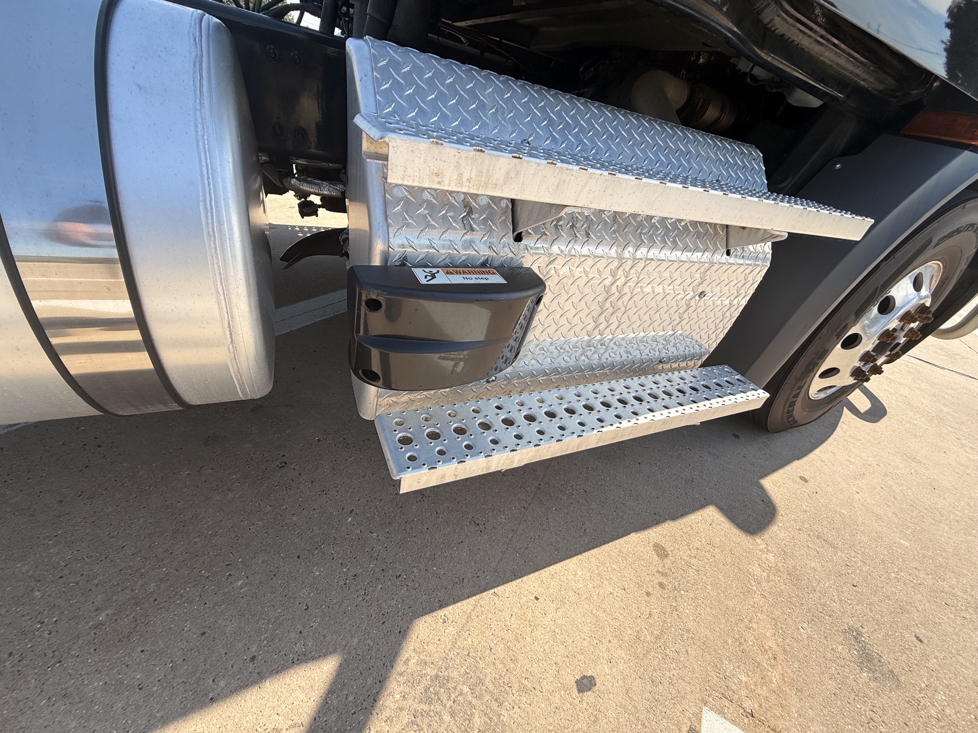 2023 FREIGHTLINER CASCADIA 116 217149-09 2023 FREIGHTLINER CASCADIA 116 217149-09