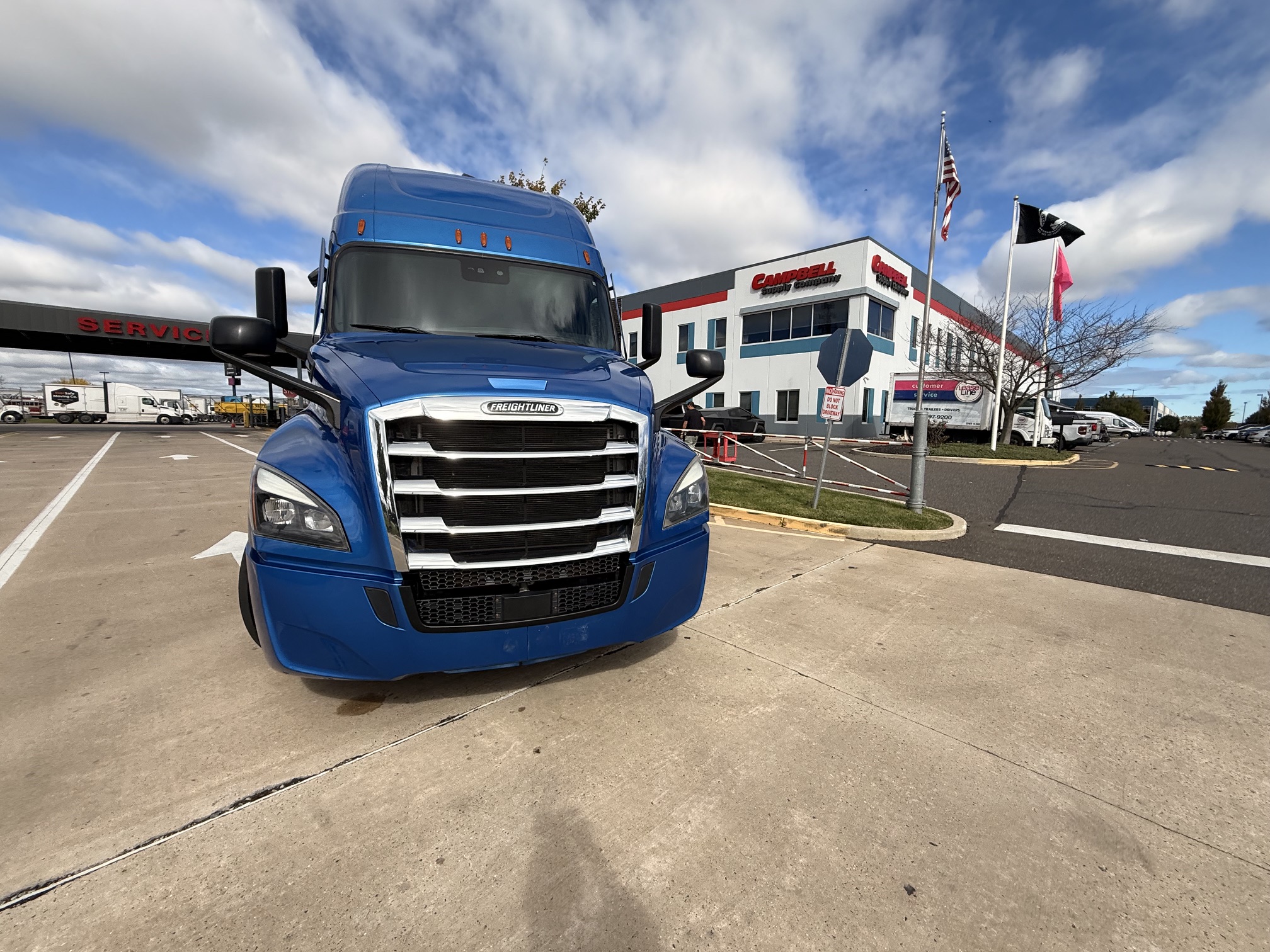 2022 Freightliner CASCADIA 126 217248-09 2022 Freightliner CASCADIA 126 217248-09